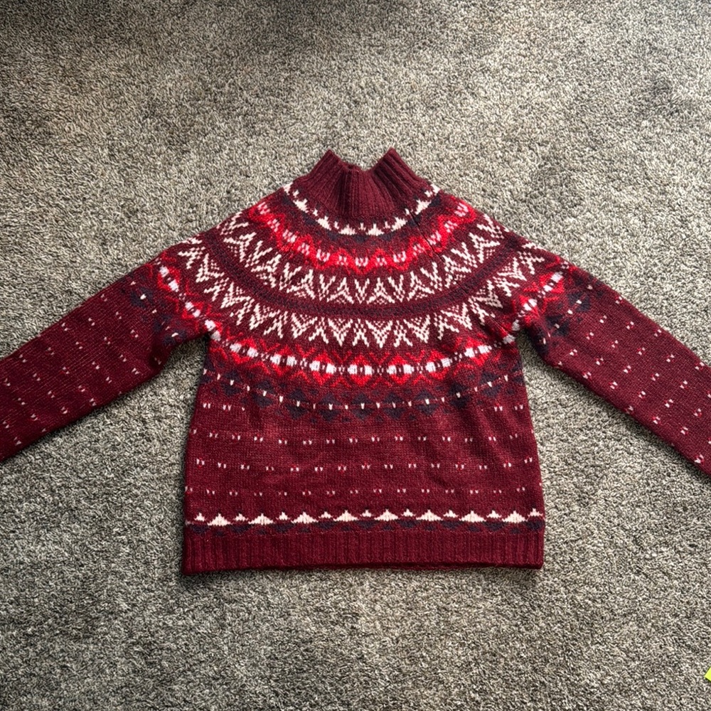American Eagle sz M NWOT Women's Burgundy christmas Sweater
